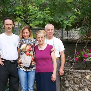 Madonna Del Carmine Couette-café Palazzone